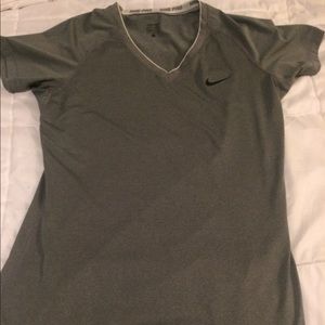 Nike tee lg
